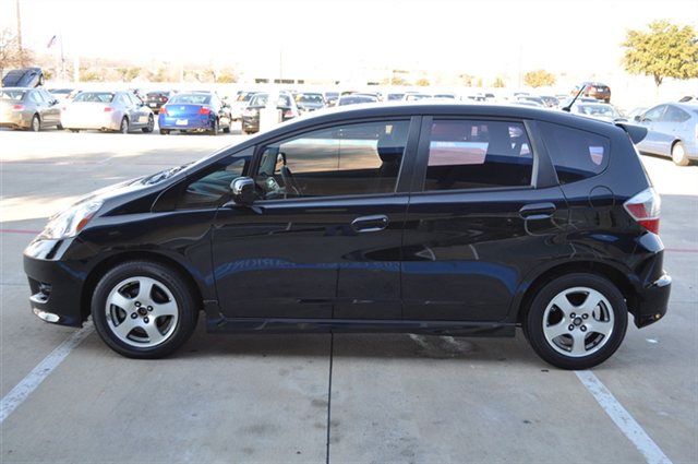 Honda Fit 2010 photo 1