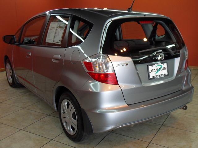 Honda Fit 2010 photo 3