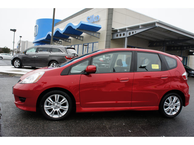 Honda Fit 2010 photo 1