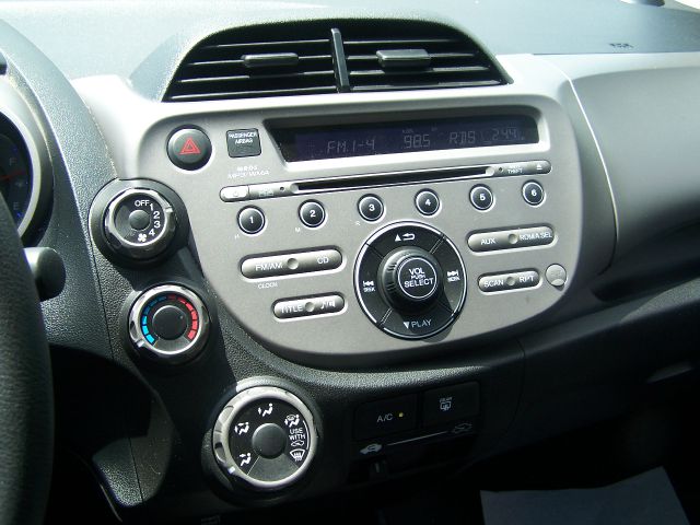 Honda Fit 2010 photo 17