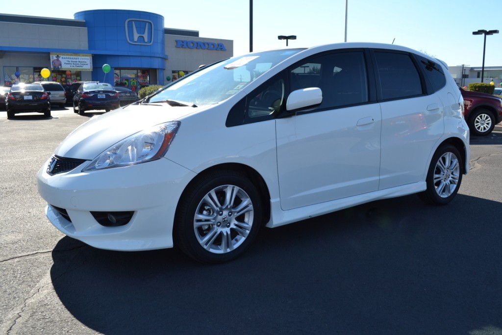 Honda Fit 2010 photo 1