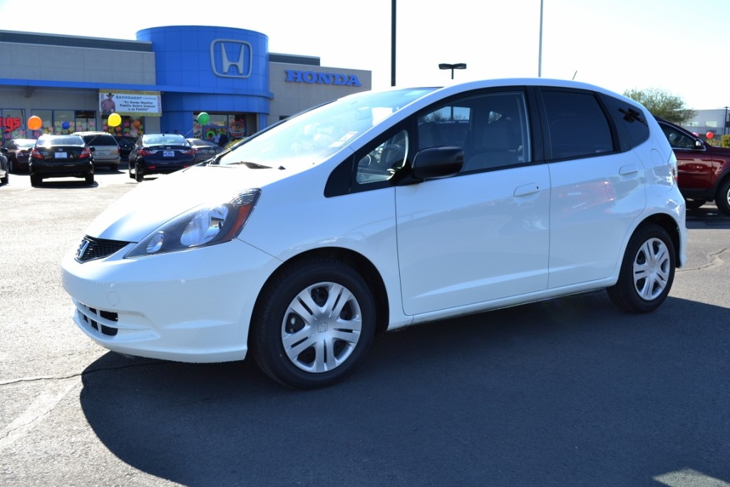 Honda Fit 2010 photo 1