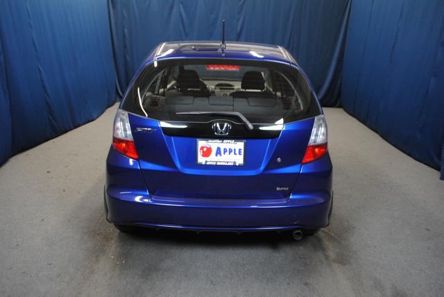 Honda Fit 2010 photo 4