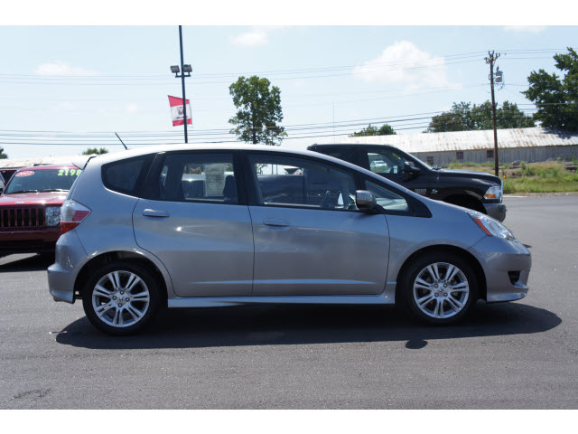 Honda Fit 2010 photo 1