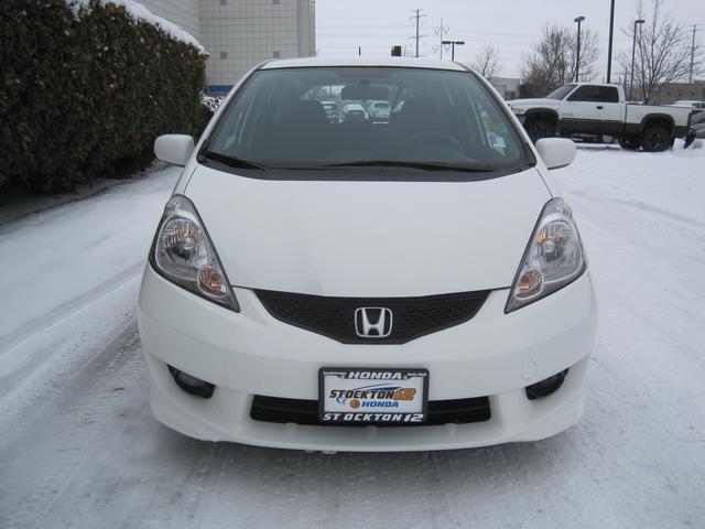 Honda Fit 2010 photo 1