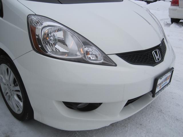 Honda Fit 2010 photo 2