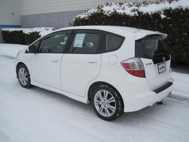 Honda Fit 2010 photo 4