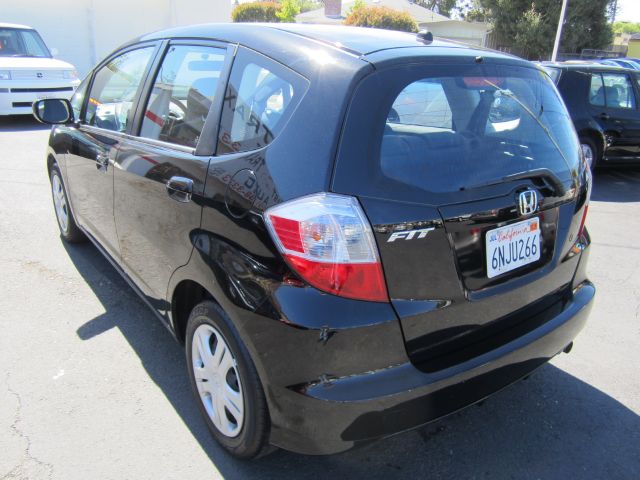 Honda Fit 2010 photo 1