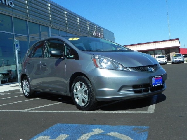 Honda Fit 2010 photo 2