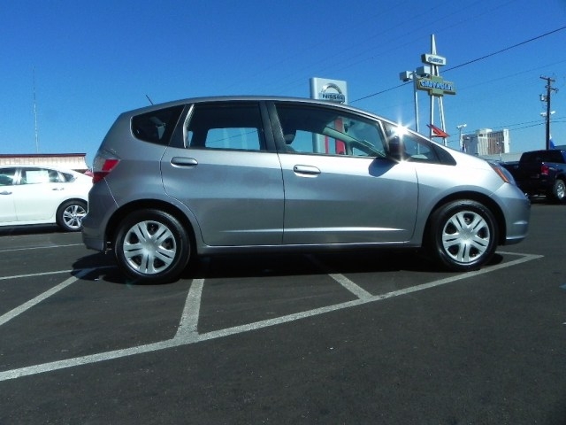 Honda Fit 2010 photo 4