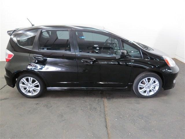 Honda Fit 2010 photo 2