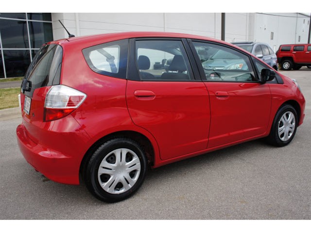 Honda Fit 2010 photo 2