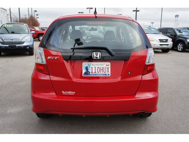 Honda Fit 2010 photo 3