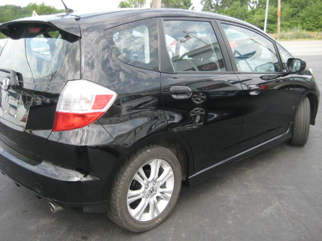 Honda Fit 2010 photo 1