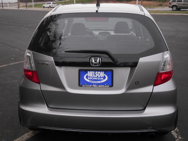 Honda Fit 2010 photo 3