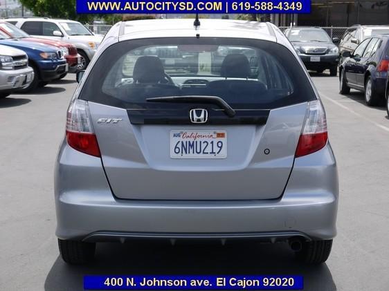 Honda Fit 2010 photo 1