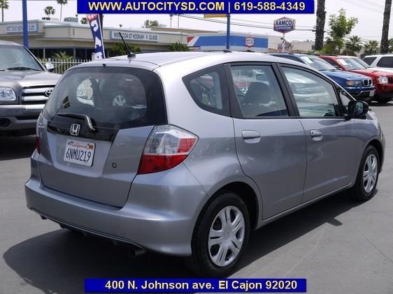 Honda Fit 2010 photo 3