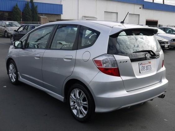 Honda Fit 2011 photo 1