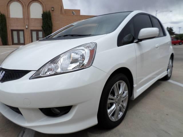 Honda Fit 2011 photo 2