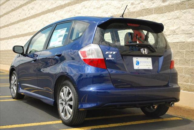 Honda Fit 2013 photo 22