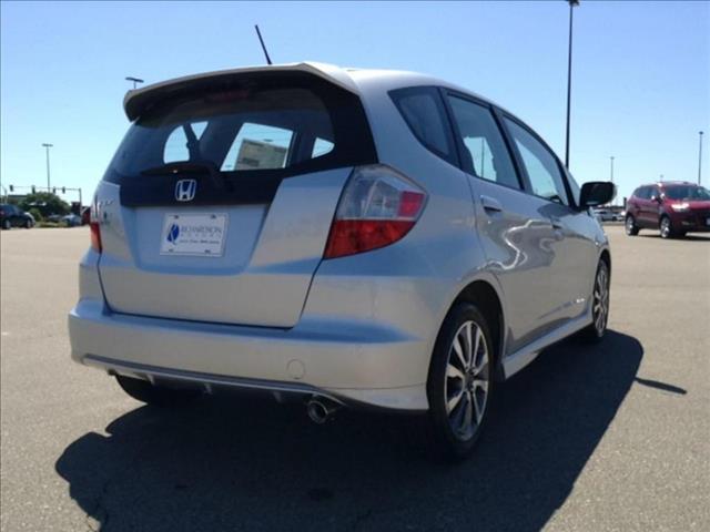 Honda Fit 2013 photo 3