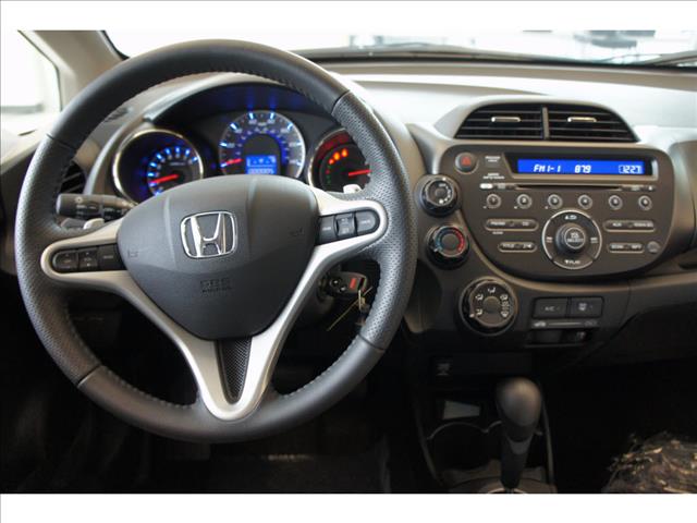 Honda Fit 2013 photo 4