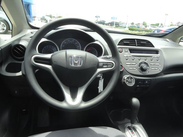 Honda Fit 2013 photo 3