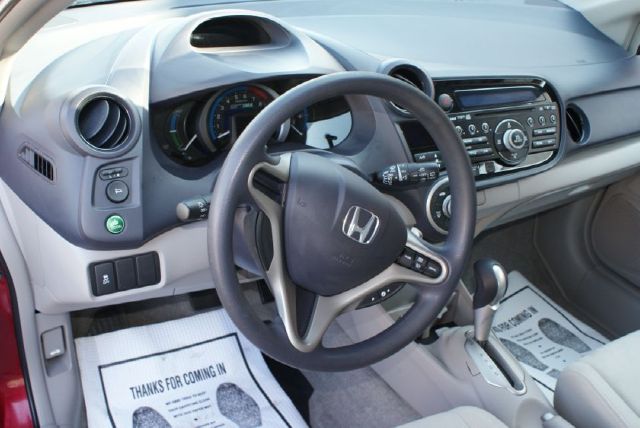 Honda Insight 2010 photo 16