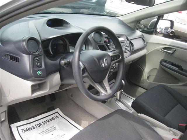 Honda Insight 2010 photo 2