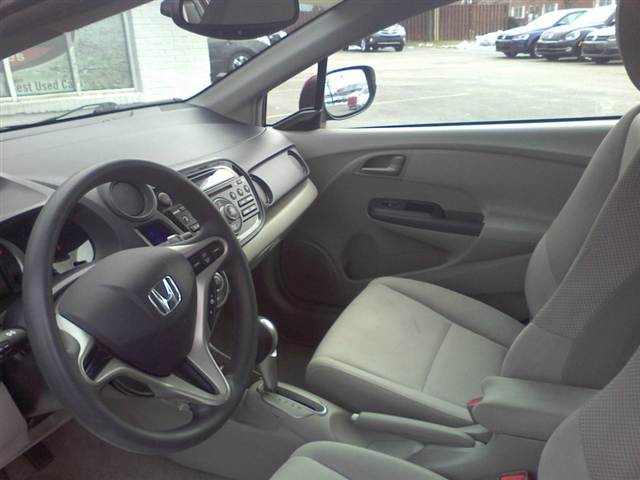 Honda Insight 2010 photo 2