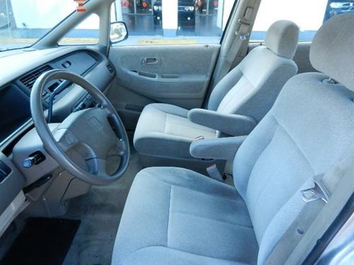 Honda Odyssey 1997 photo 2