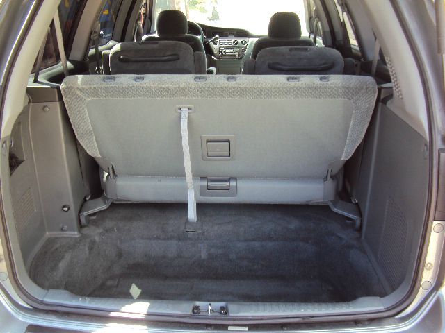 Honda Odyssey 2000 photo 6