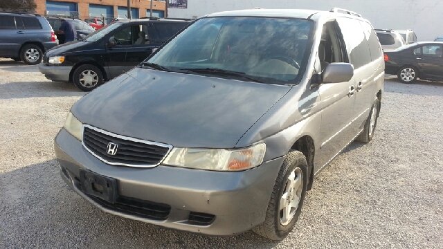 Honda Odyssey 2000 photo 2