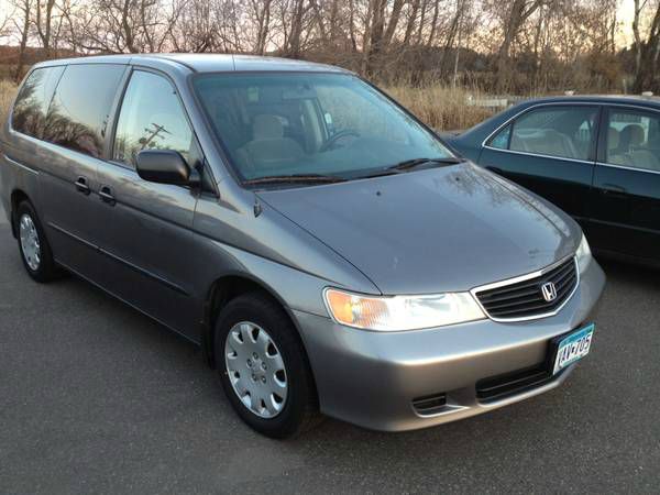 Honda Odyssey 2000 photo 4