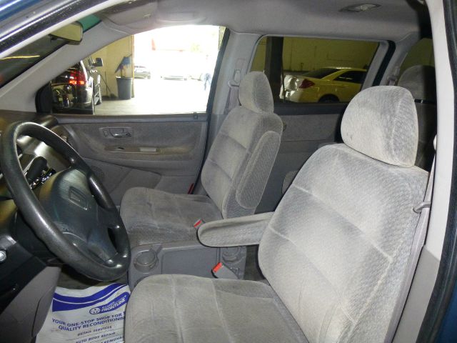 Honda Odyssey 2000 photo 16