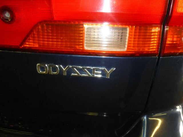 Honda Odyssey 2000 photo 5