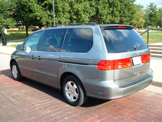 Honda Odyssey 2000 photo 1