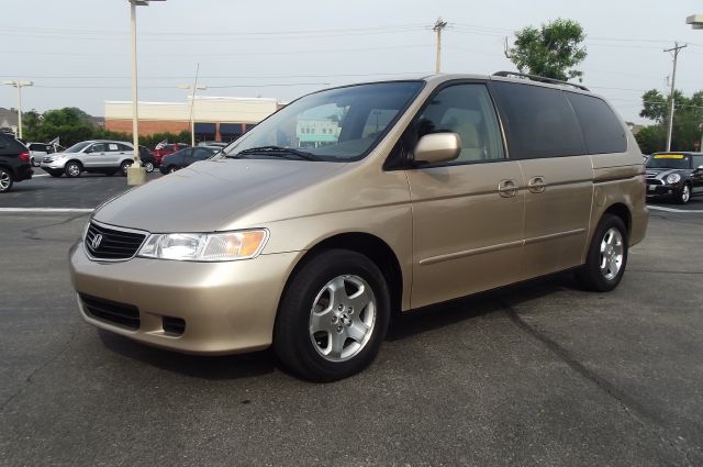 Honda Odyssey 2000 photo 16