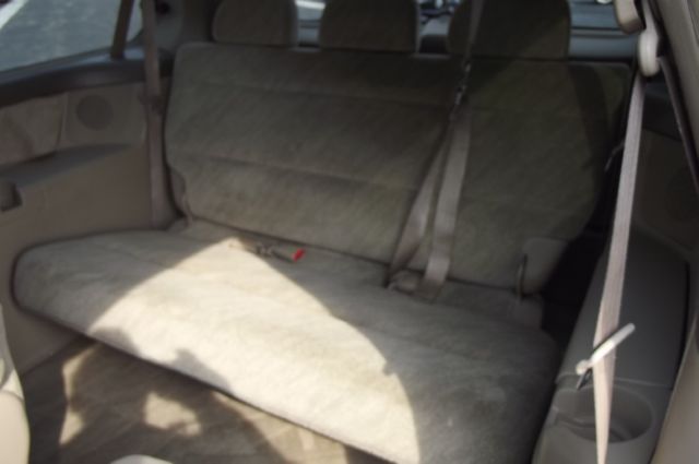 Honda Odyssey 2000 photo 2