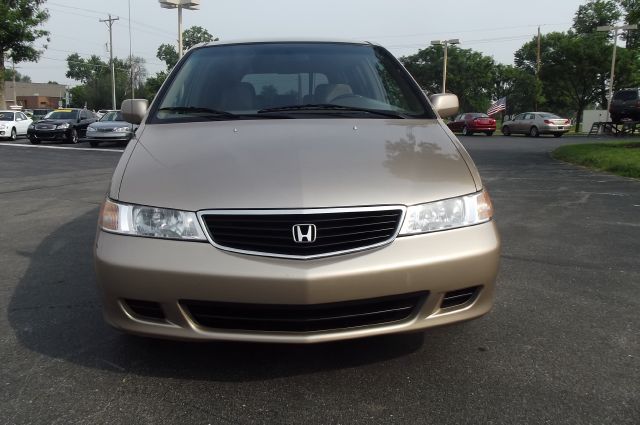 Honda Odyssey 2000 photo 9