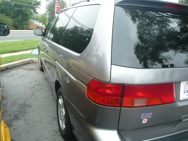 Honda Odyssey 2000 photo 3