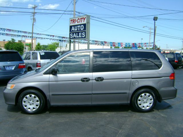 Honda Odyssey 2000 photo 1