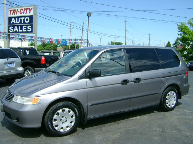 Honda Odyssey 2000 photo 2