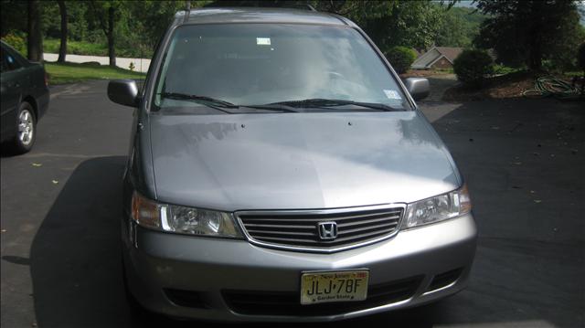 Honda Odyssey 2000 photo 1