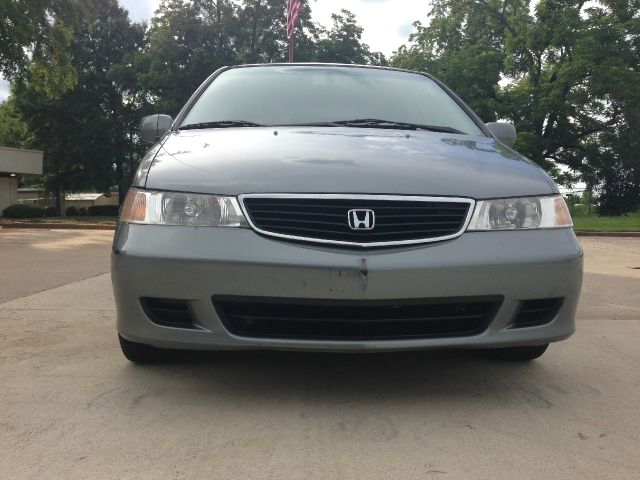 Honda Odyssey 2000 photo 1