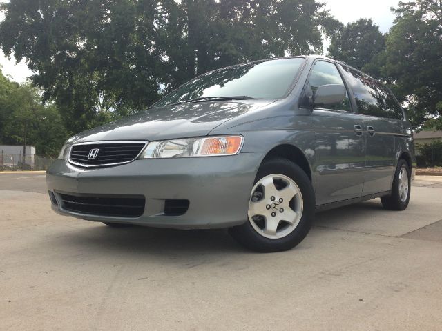 Honda Odyssey 2000 photo 4