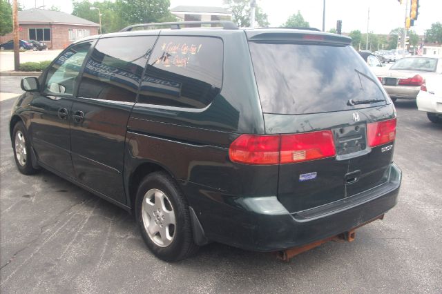 Honda Odyssey 2000 photo 17