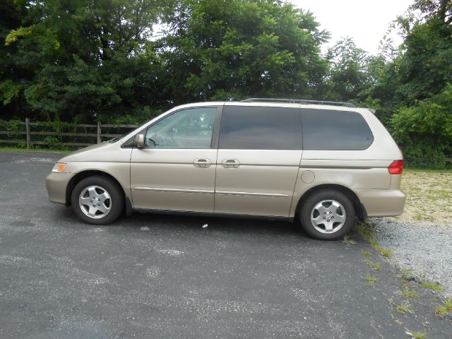 Honda Odyssey 2000 photo 4