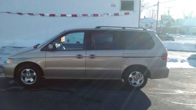 Honda Odyssey 2000 photo 4