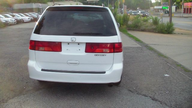 Honda Odyssey 2000 photo 1